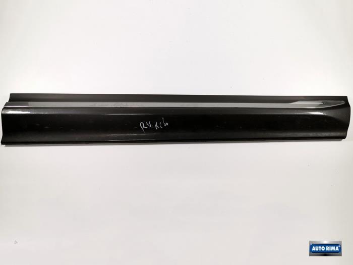 Portierlijst van een Volvo XC60, Auto-onderdelen, Carrosserie, Volvo, Gebruikt, 3 maanden garantie, Ophalen of Verzenden