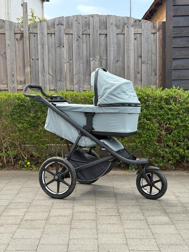 Thule urban glide 3 te koop • blauw, Enfants & Bébés, Buggys, Utilisé, Autres marques, Modèle duo, Protection de pluie, Couverture pieds