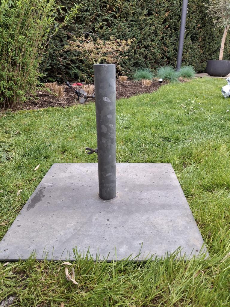 Parasolvoet gegalvaniseerd metaal, Tuin en Terras, Ophalen, Zo goed als nieuw, Parasolvoet