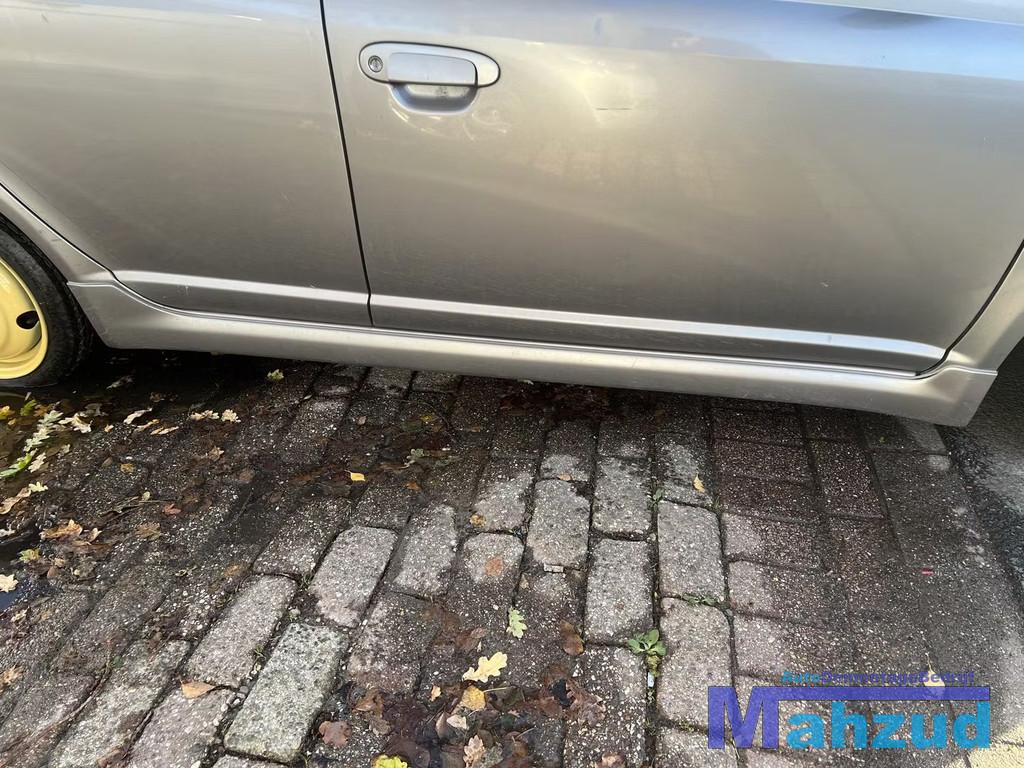 TOYOTA YARIS P1 Grijs rechts zijskirt 1999-2004, Info@toyota.co.jp, Gebruikt, Toyota Motor Corporation, Toyota-Cho 1
471-8571  Toyota City