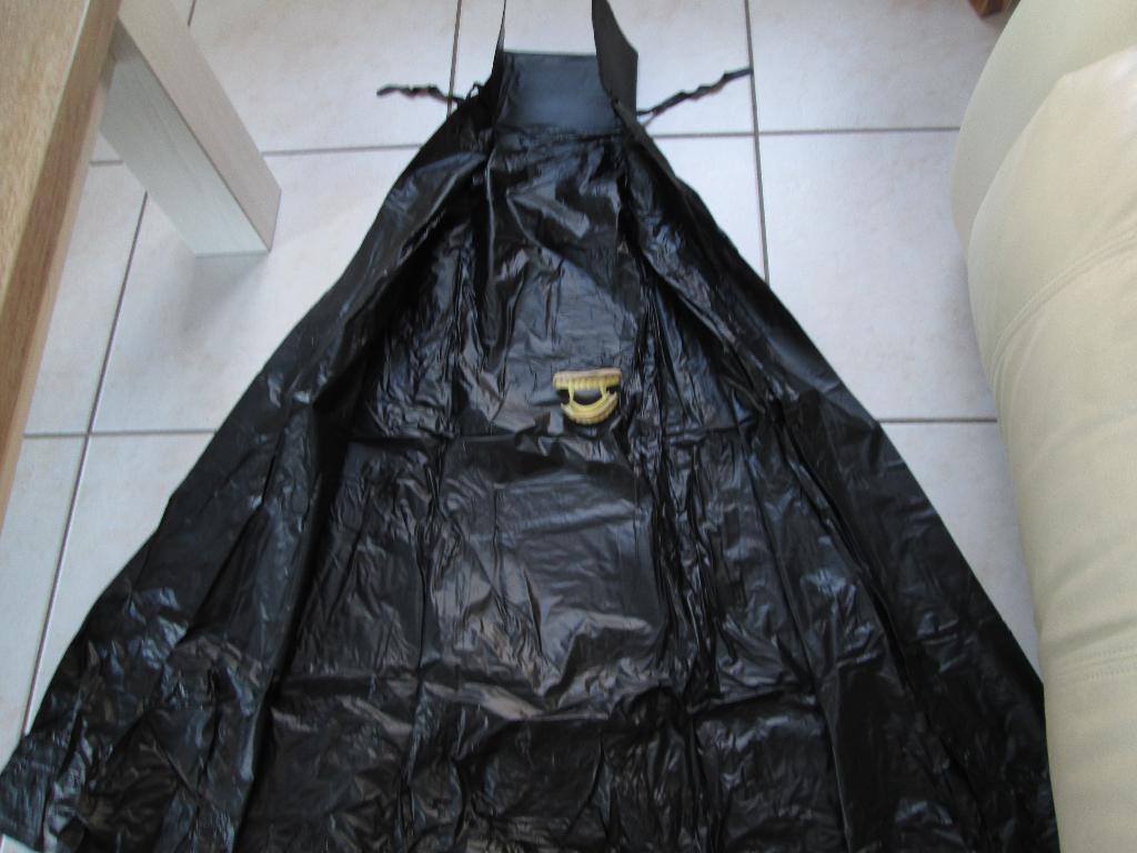 Déguisement « BATMAN, DRACULA ou VAMPIRE », Vêtements | Hommes, Costumes de carnaval & Vêtements de fête, Comme neuf, Vêtements