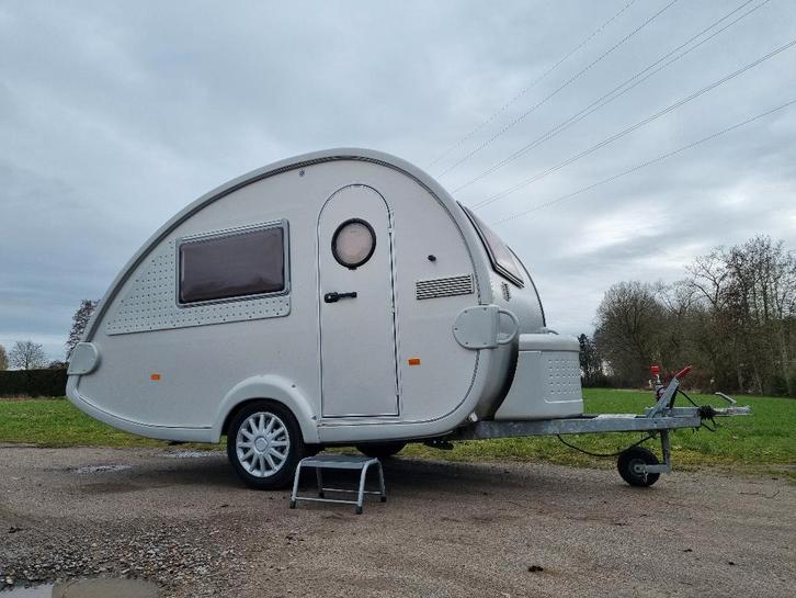 T@B 320, Caravans en Kamperen, Caravans, Particulier, T@b, Omvormbare zithoek, Disselslot, Gascomfoor, Kachel, Koelkast, Luifel