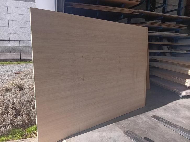 1 Melamineplaat + 2 mdf platen - GRATIS, Doe-het-zelf en Bouw, Platen en Panelen, Gebruikt, Ophalen