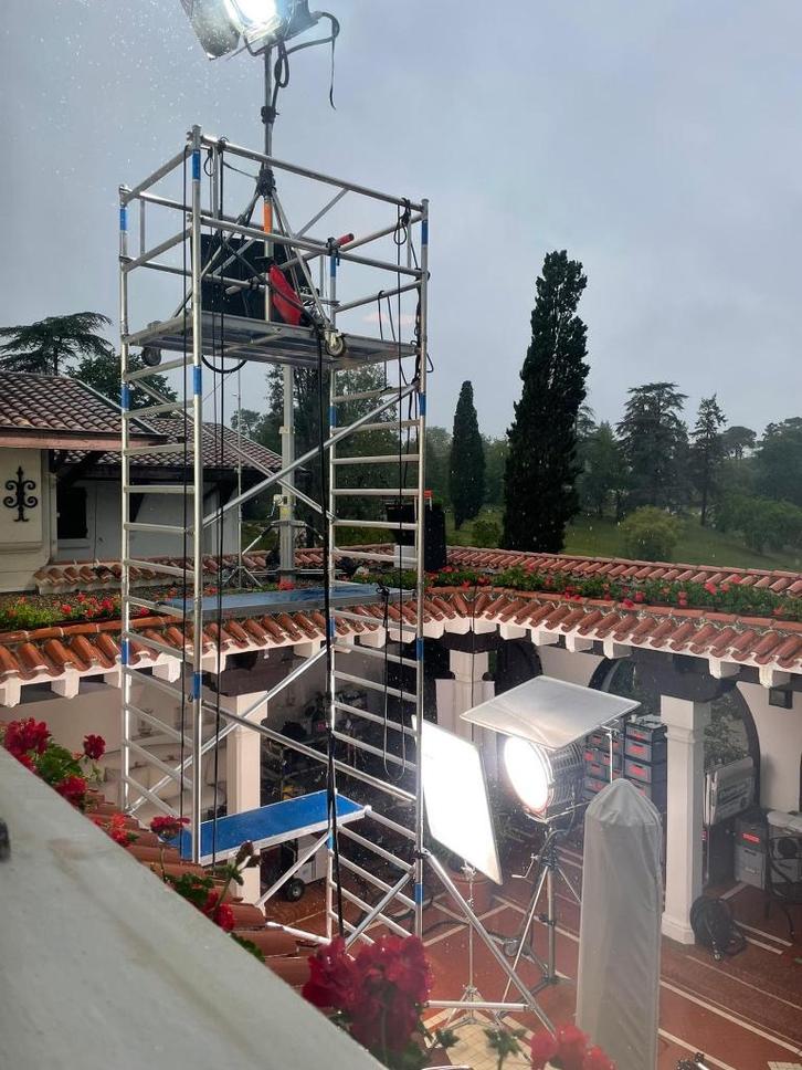 ASC Group 6m aluminium rolsteiger -, Doe-het-zelf en Bouw, Steigers, Zo goed als nieuw, Rolsteiger of Kamersteiger, 5 meter of hoger