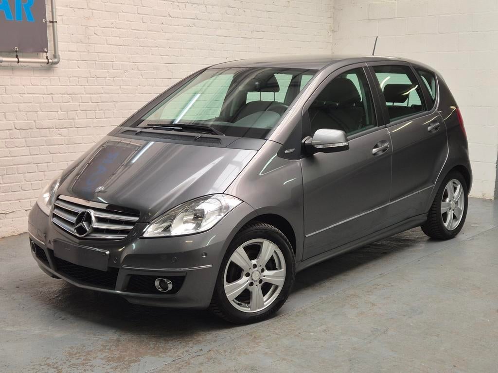 Mercedes A180 benzine Autom.- Super Staat - Garantie, Automaat, Monovolume, Zwart, Leder en Stof