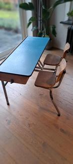 Schoolbank, Enlèvement