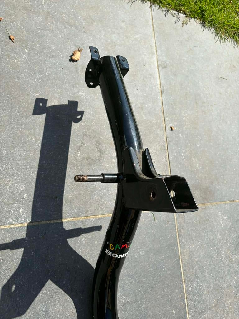 Zwarte Honda camino B kader, Fietsen en Brommers, Brommeronderdelen | Algemeen, Ophalen of Verzenden, Zo goed als nieuw