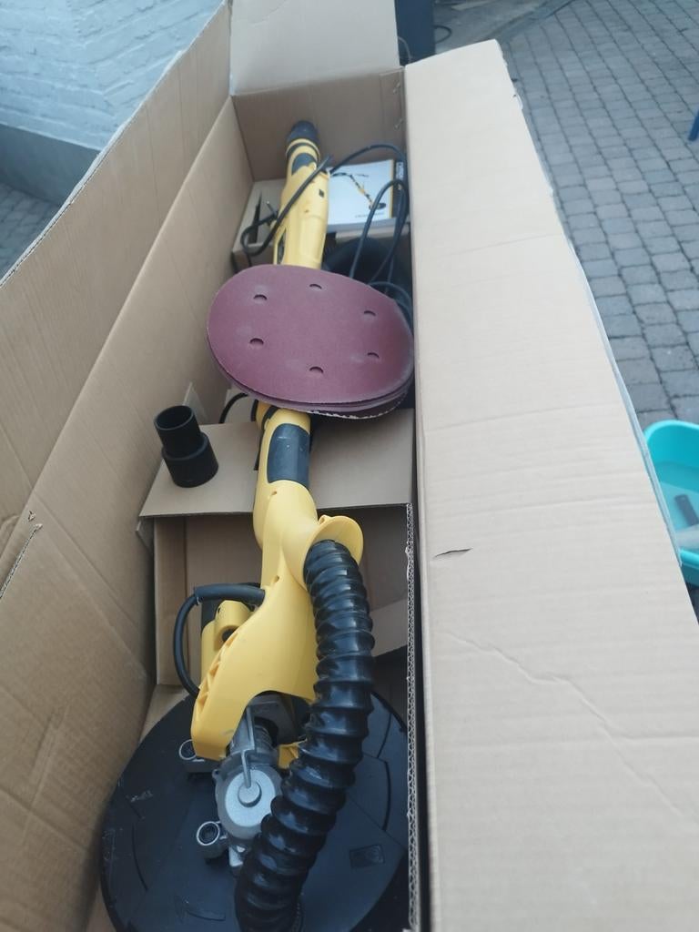 Power plus wand en plafond schuurmachine + schuurschijven, Ophalen