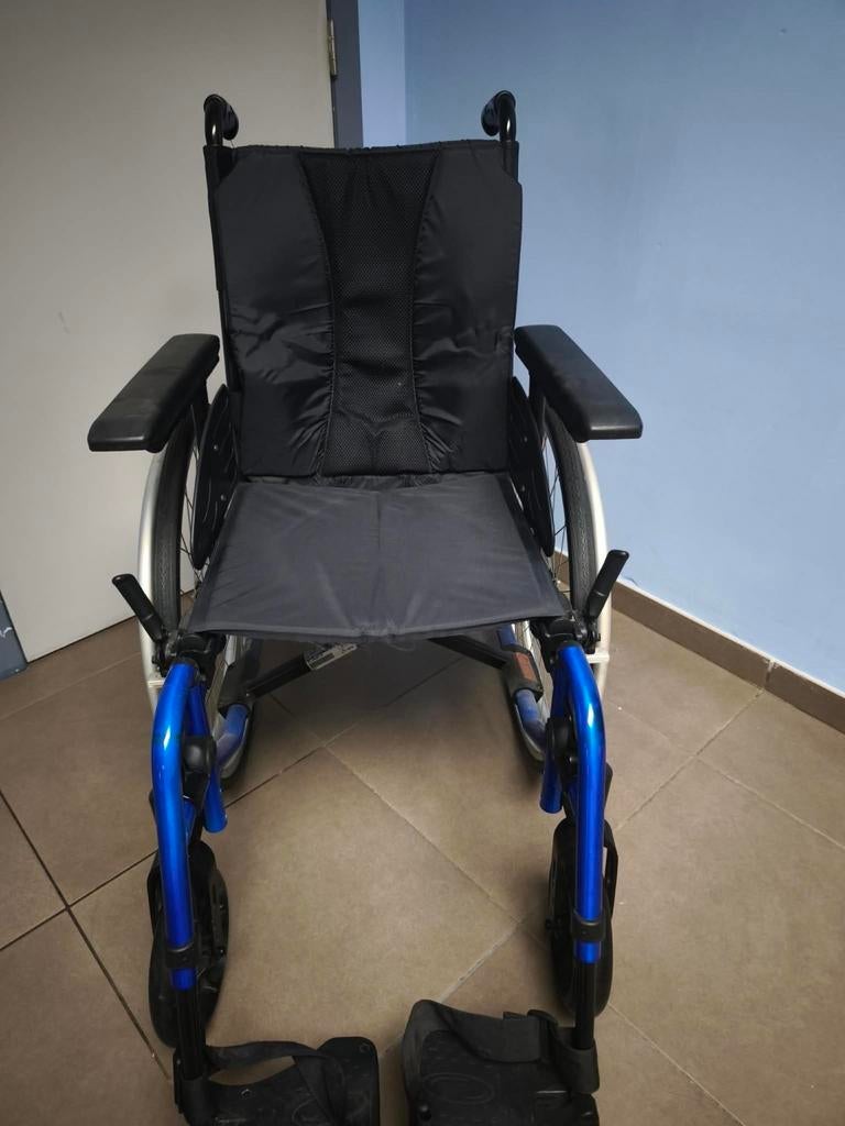 Lichte rolstoel, Ophalen