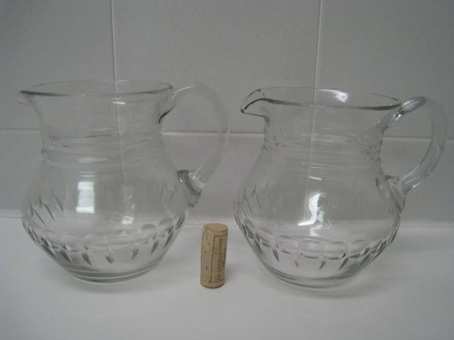 2 glazen kruiken voor drank, Ophalen