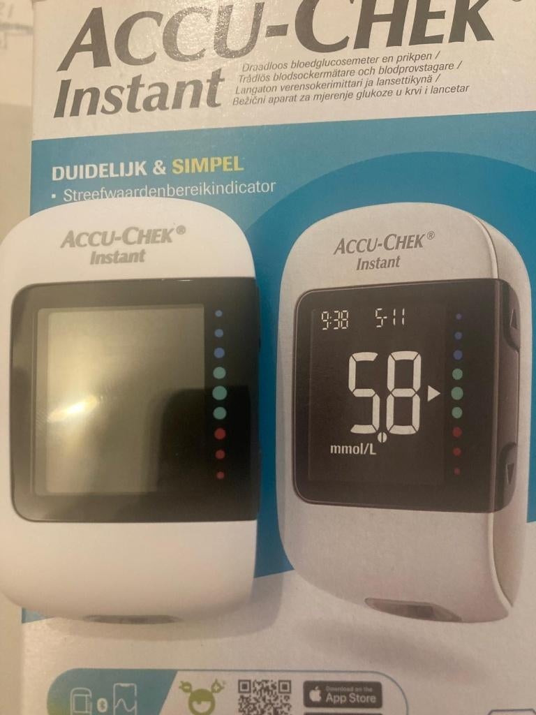 De NIEUWSTE Accu-Chek Instant bloedglucosemeter., Diversen, Verpleegmiddelen, Nieuw, Verzenden