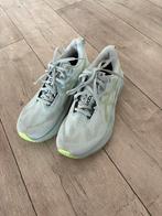 Asics novablast 5 hardloopschoenen, Sport en Fitness, Hardloopschoenen, Ophalen of Verzenden, Zo goed als nieuw, Hardlopen