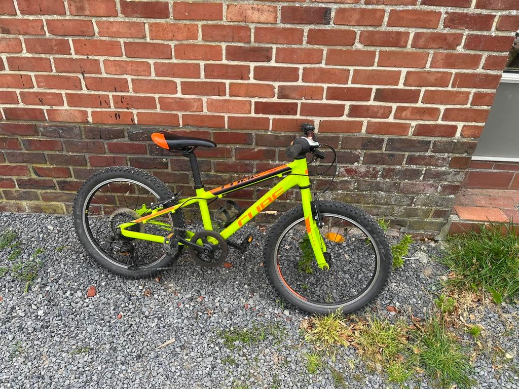 Cube acid race 200 16 inch, Fietsen en Brommers, Ophalen, Zo goed als nieuw