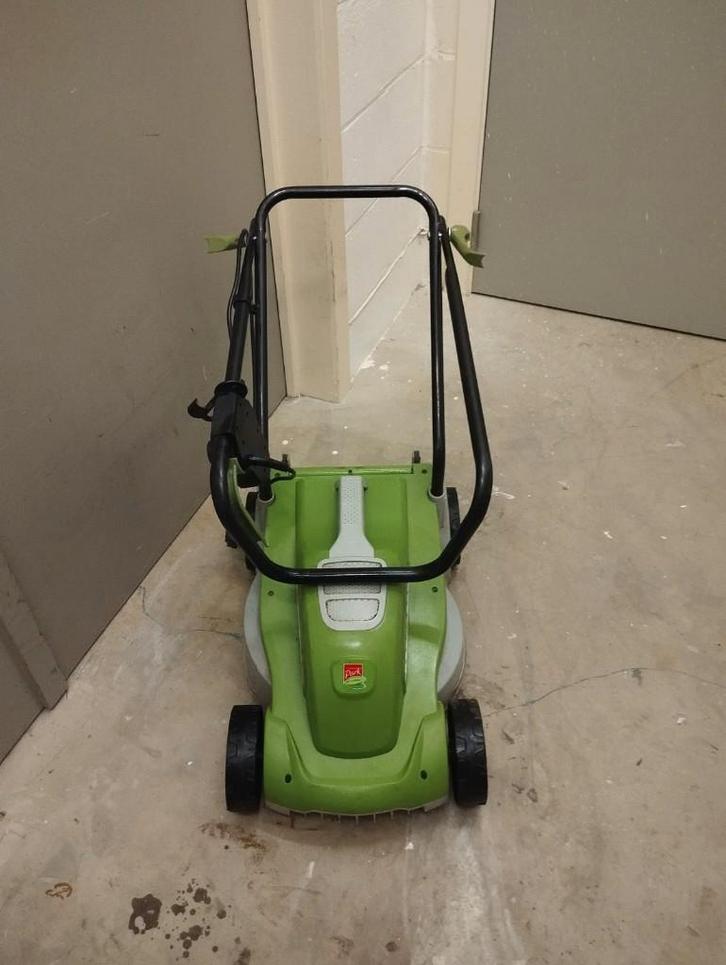 tondeuse électrique de marque Central Park, Jardin & Terrasse, Tondeuses à gazon, Utilisé, Tondeuses à gazon électriques, 30 à 39 cm