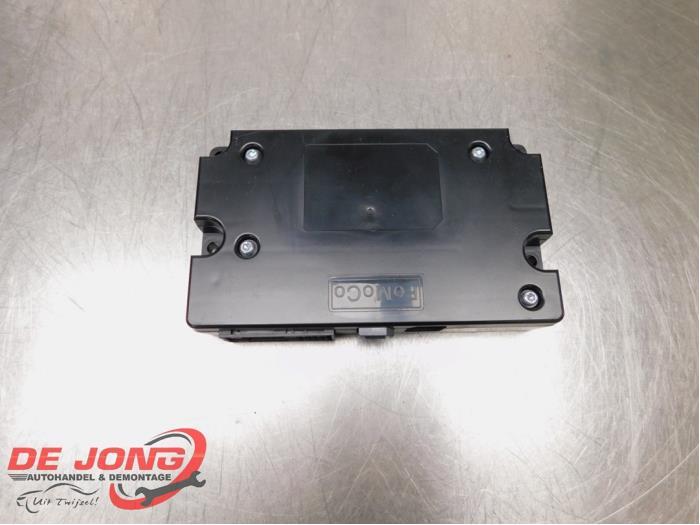 Regelunit Multi Media van een Ford Transit Custom, Gebruikt, -, -, Ophalen of Verzenden