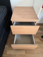 2 tables de nuit IKEA, Enlèvement