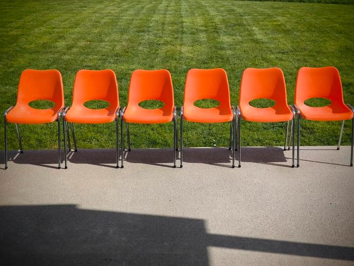 6 chaises retro orange SW ENGLAND année 1976s, Maison & Meubles, Chaises, Utilisé, Cinq, Six Chaises ou plus, Autres matériaux