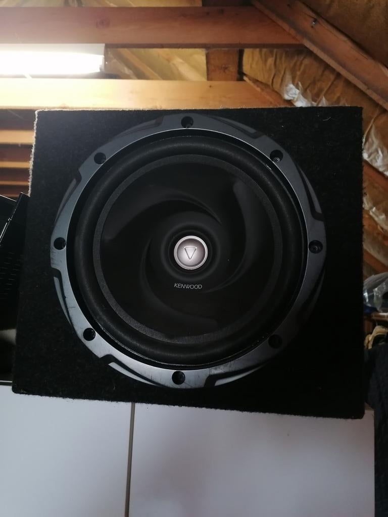 Kenwood woofer met kist en versterker bosschman, Auto diversen, Autospeakers, Ophalen