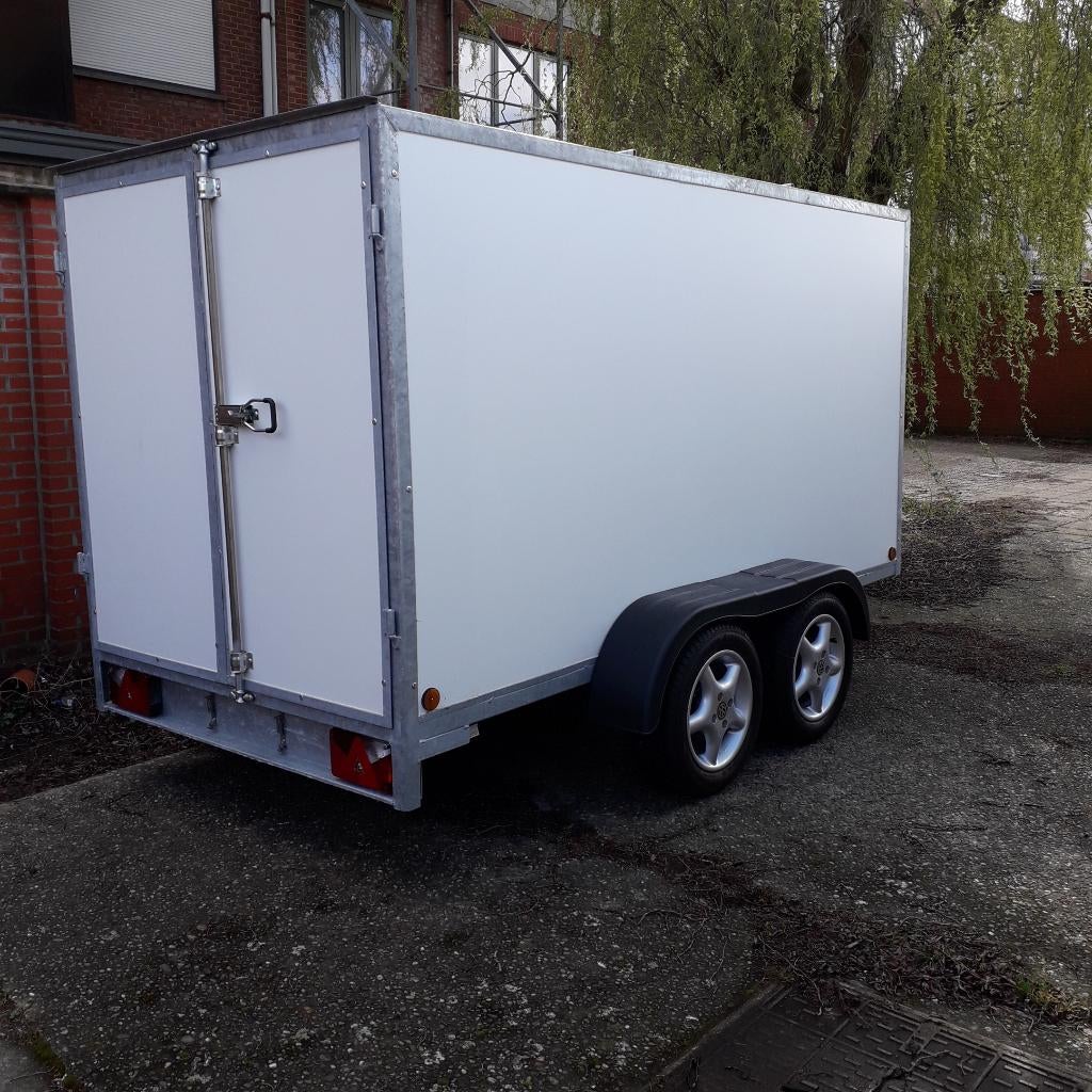 gesloten aanhangwagen, Enlèvement