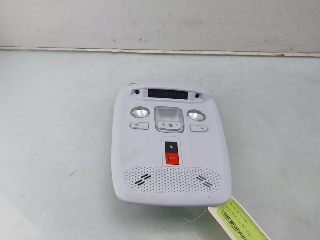 PLAFONNIER AVANT Peugeot 208 II (UB / UH / UP) (01-2019/-), Utilisé, Peugeot