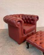 Fauteuil Chesterfield + hocker en bon état, Enlèvement, Utilisé, Cuir, Chesterfield, mancave, vintage
