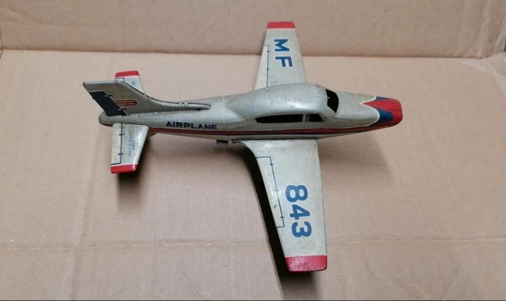 Avion jouet tôle lithographié, Antiquités & Art, Antiquités | Jouets, Envoi