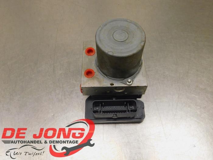 Pompe ABS d'un Volkswagen Polo, Volkswagen, -, 3 mois de garantie, Utilisé