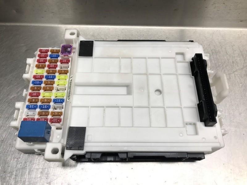 ZEKERINGKAST Suzuki Ignis (MF) (01-2016/-), Gebruikt, Suzuki