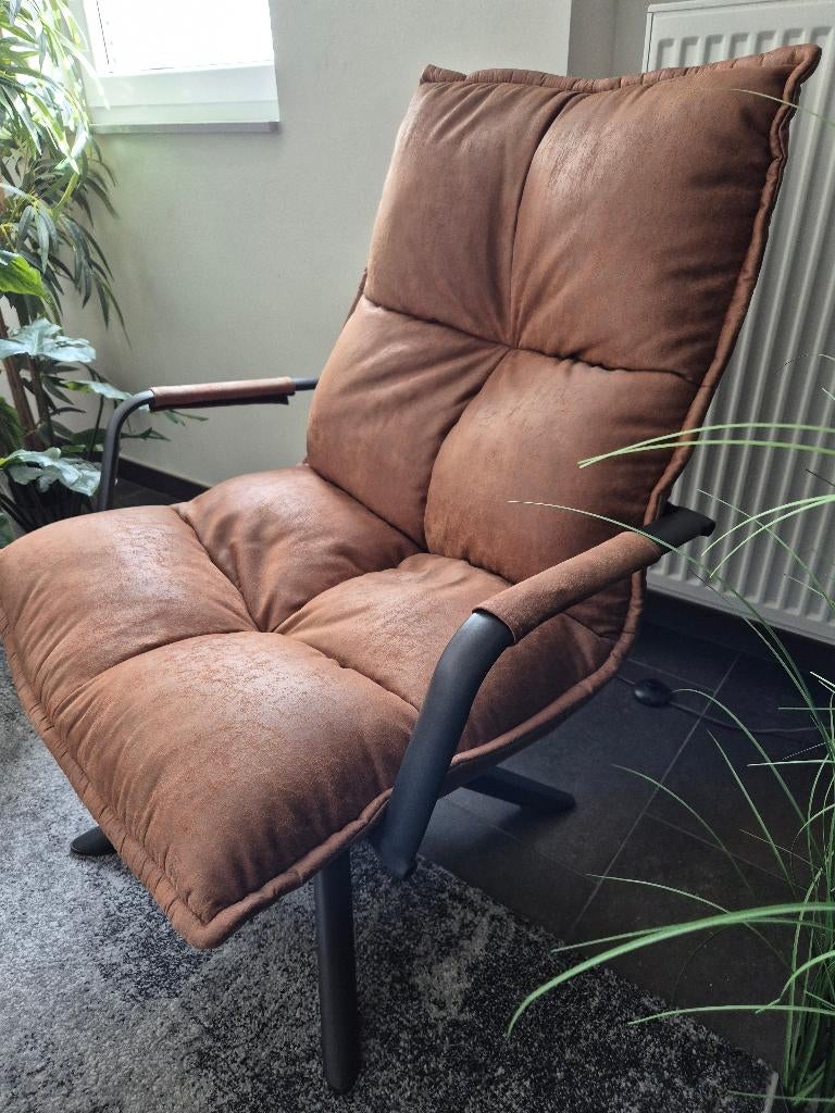 Fauteuil in Cognac Kleur, Ophalen, Zo goed als nieuw, Leer