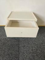 Gratis nachtkastje, Enlèvement, Utilisé, Bois, 45 à 65 cm