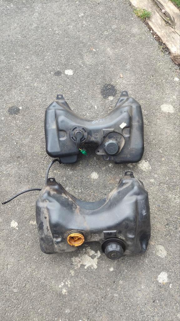 Benzinetank voor Peugeot speedfight 1 en speedfight 2., Fietsen en Brommers, Brommeronderdelen | Scooters, Zo goed als nieuw, Peugeot