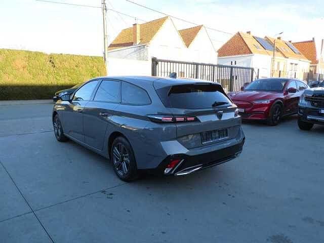 Peugeot 308 Break 1.2 i benzine 130pk Allure Luxe '24, 94 kW, Argent ou Gris, Achat, Euro 6