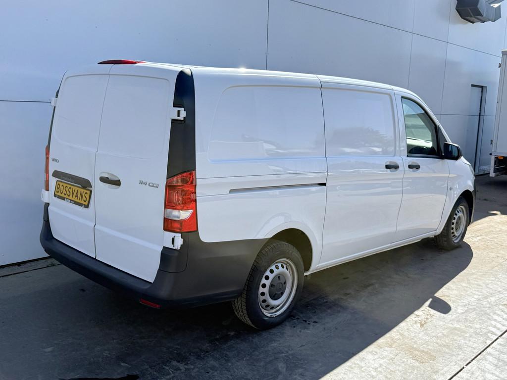 Mercedes-Benz Vito 114 1.9 CDI Automaat L2H1 Climate Control, Auto's, Stof, Gebruikt, Zwart, 4 cilinders