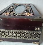 Boîte à brocante en bois décorée, Enlèvement ou Envoi