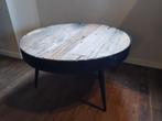 Ronde salontafel van hout en metaal, Huis en Inrichting, Tafels | Salontafels, Gebruikt, 50 tot 100 cm, Rond, 50 tot 100 cm