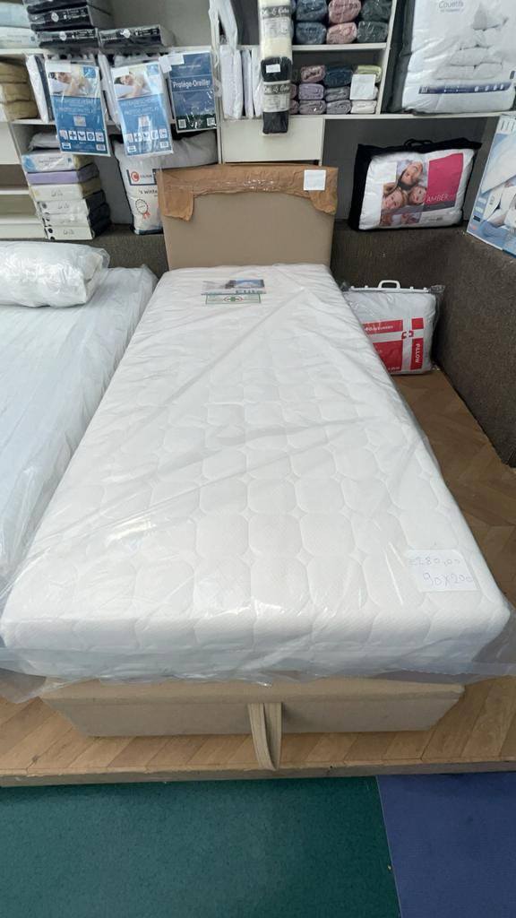 Boxspring 90x200 met of zonder matras, 90 cm, Eenpersoons, Nieuw, Ophalen of Verzenden