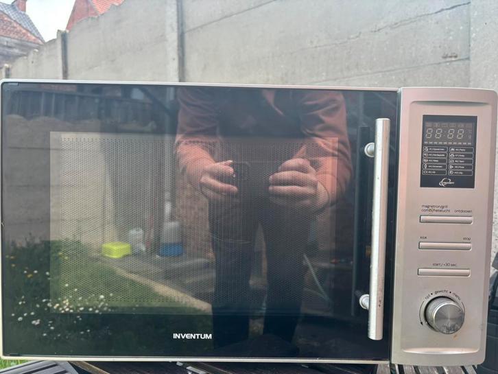 Microgolfoven Inventum, Elektronische apparatuur, Microgolfovens, Zo goed als nieuw, Microgolfoven, Hete lucht, Ophalen