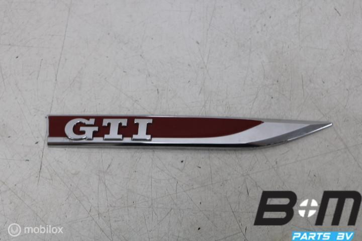 Embleem voor spatscherm rechts VW UP! GTI 6C0853688b, Gebruikt