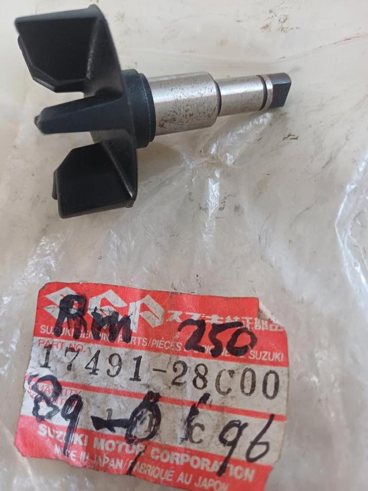 Suzuki rm nieuwe onderdelen tweetakt crossmotor, Motoren, Onderdelen | Suzuki, Ophalen of Verzenden