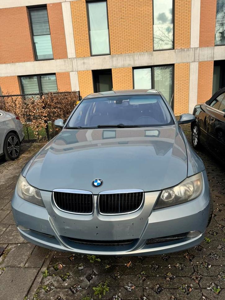 BMW 320i E90 uit 2008, benzine motor met 170 pk., Autos : Pièces & Accessoires, Commande, BMW, Utilisé, Enlèvement