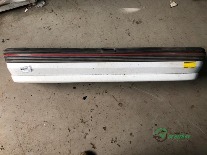 Achterbumper van een Opel Kadett, Gebruikt, -, -, Opel