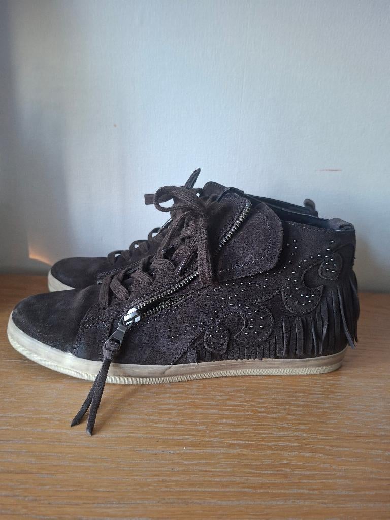 Sneakers Tamaris, Tamaris, Bruin, Ophalen of Verzenden, Zo goed als nieuw