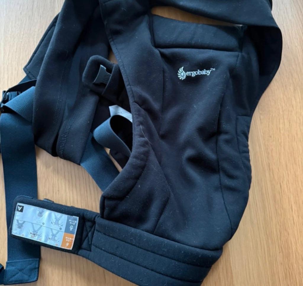 Ergobaby Embrace black, Ophalen, Zo goed als nieuw, Draagzak, Overige merken