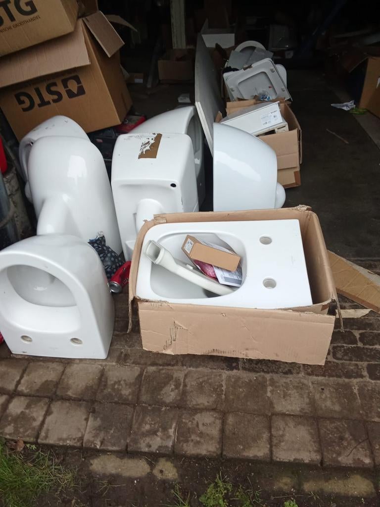 Lot de WC douche italienne évier double vasq radiateur therm, Bricolage & Construction, Sanitaire, Enlèvement ou Envoi, Douche