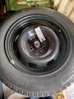 Pneus neige sur jantes tôles avec support, Ophalen, Gebruikt, 16 inch, Winterbanden