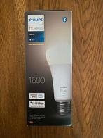 Ampoule LED connectée Philips Hue blanche, culot E27, 15,5 W, Maison & Meubles, Lampes | Lampes en vrac, Neuf, Enlèvement ou Envoi