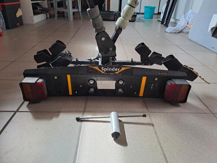 Porte-vélos, Autos : Divers, Porte-vélos, Utilisé, Support d'attelage, 2 vélos, Enlèvement