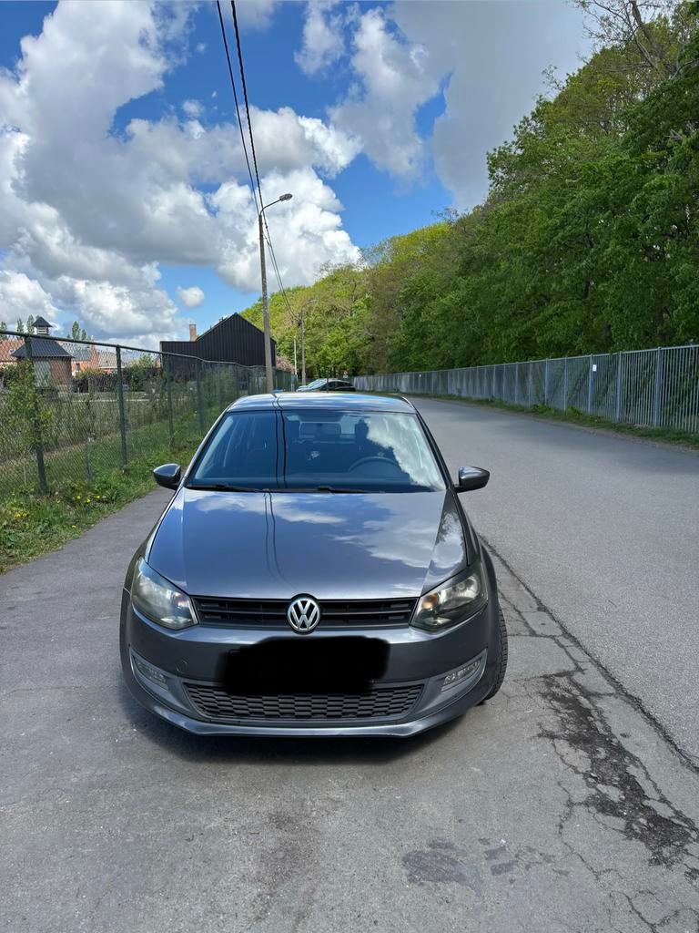 Volkswagen Polo 1.2 Benzine – 09/2010 – zeer proper, Auto's, Volkswagen, Voorwielaandrijving, Euro 5, Stof, Zwart