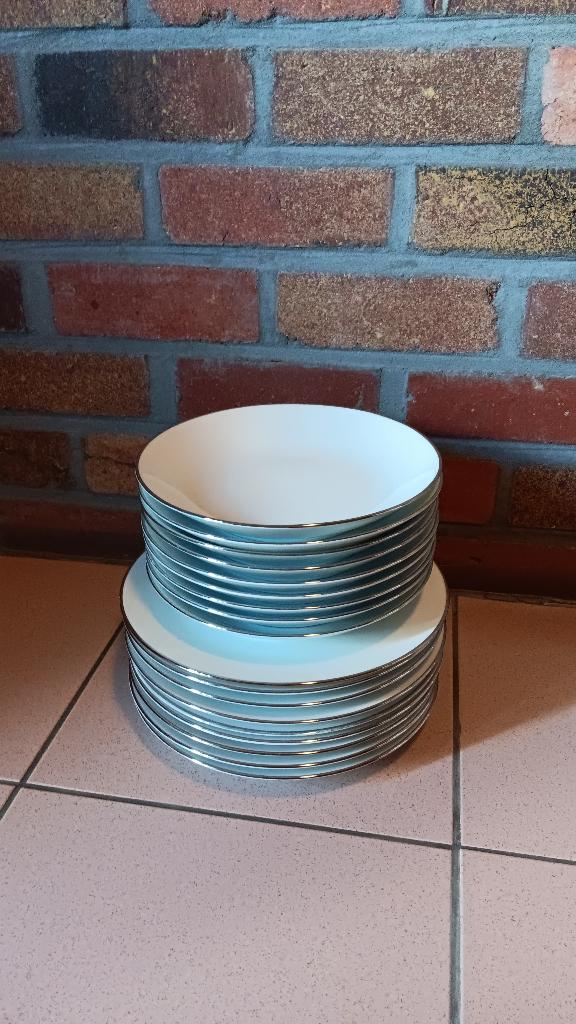 Bavaria Scherzer platte en diepe borden, Huis en Inrichting, Keuken | Servies, Ophalen, Gebruikt, Aardewerk, Bord(en)