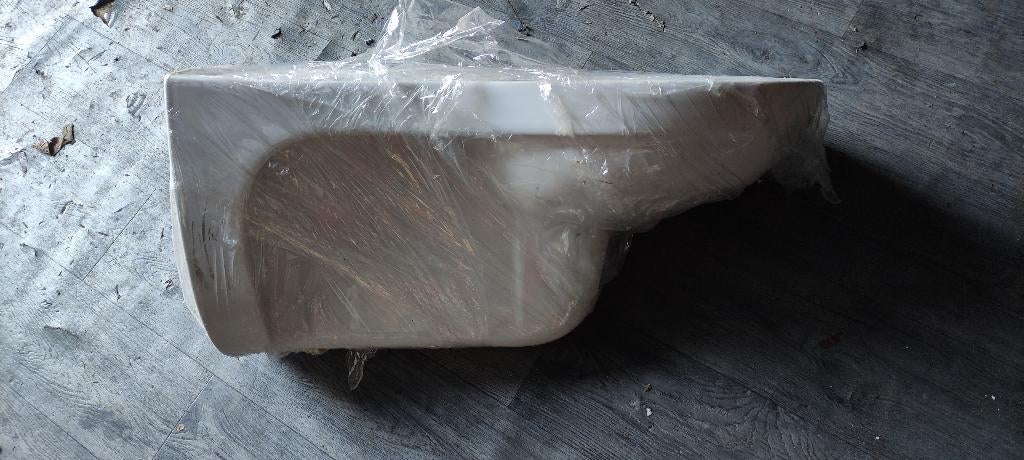 Pot de toilette suspendu, Bricolage & Construction, Sanitaire, Enlèvement, Neuf, Pierre, Toilettes